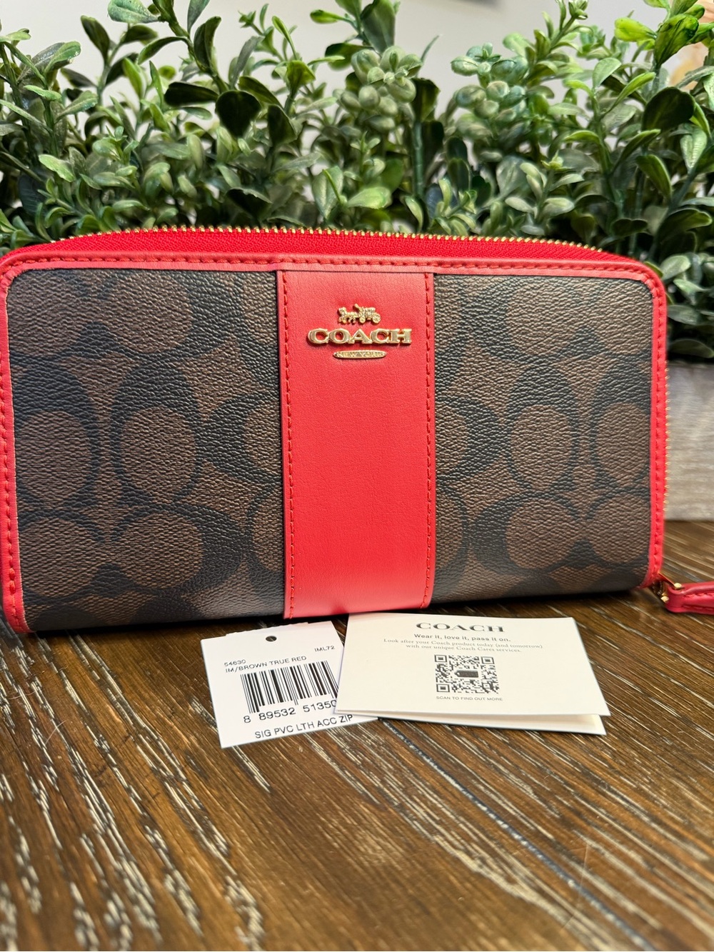 NWT Coach Brown Signature Zip Wallet with Red Leather Trim